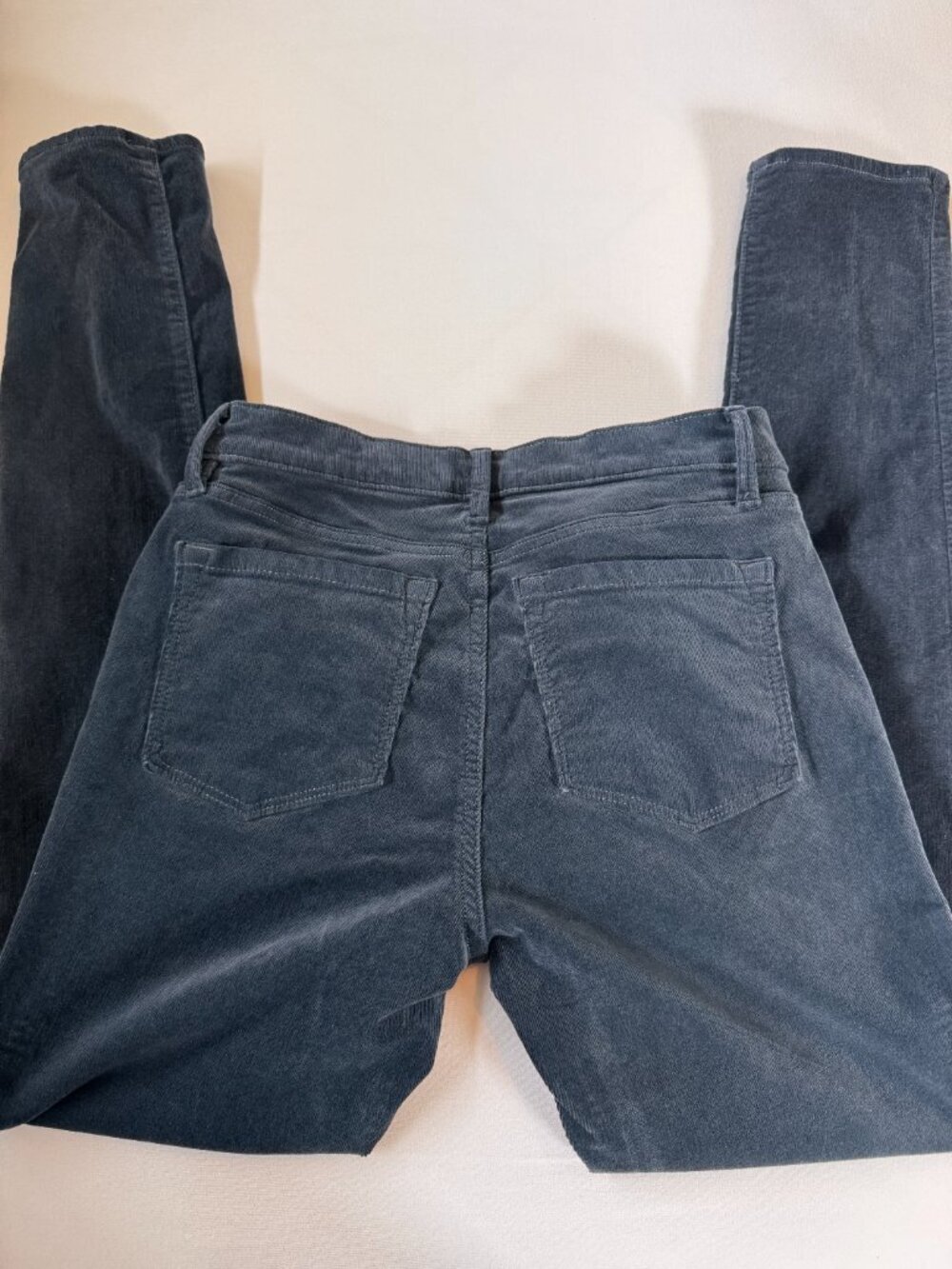 Cool! LOFT Modern Skinny Corduroy Pants in Dusty French Blue (Size 4 / 27) - Picture 4 of 6